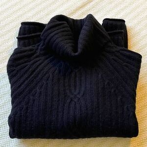 Garnet Hill 100% Cashmere Lofty Black Cable Knit Sweater Size M (runs small)